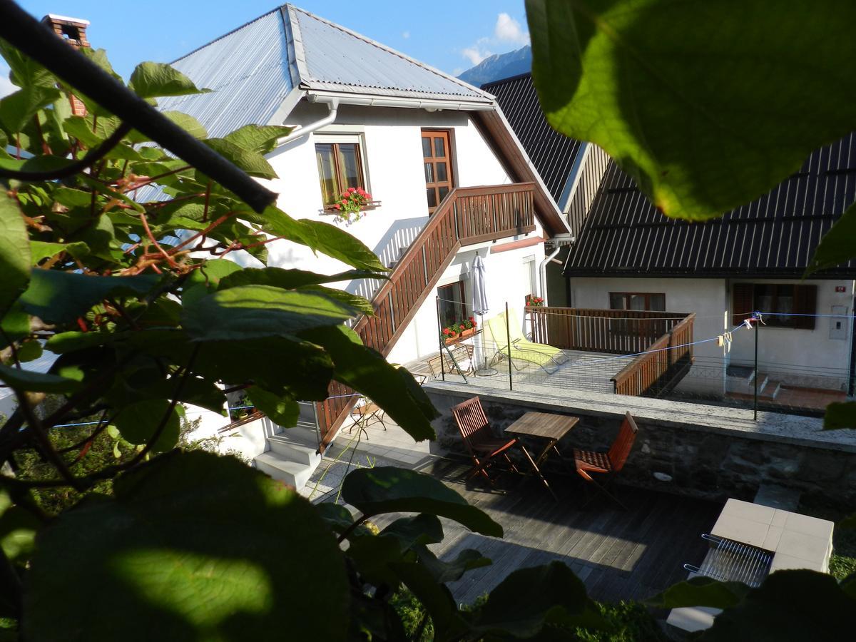 Apartments Dvor Bovec Pokoj fotografie